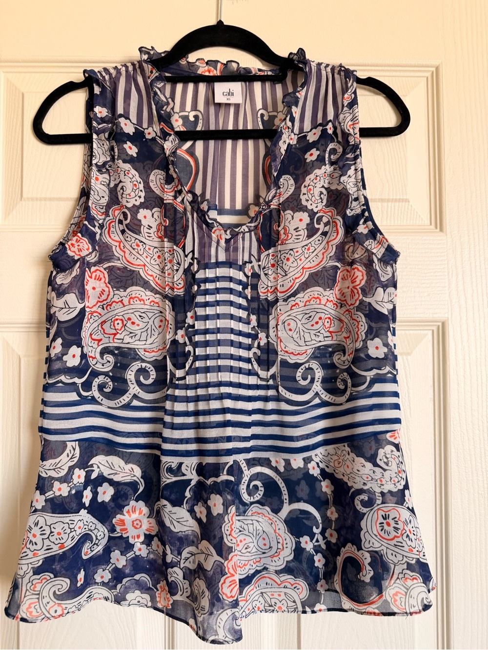 CAbi Navy White Sheer Paisley Sleeveless Blouse Shirt Women’s Size XS Classic
